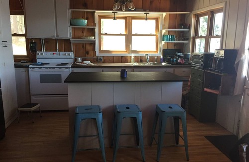 Minong Cabina | Escape! Beautiful 2 Bdrm Cabin w/2 Bunkhouses- 9 Acres & 275’ of Sandy Lakeshore