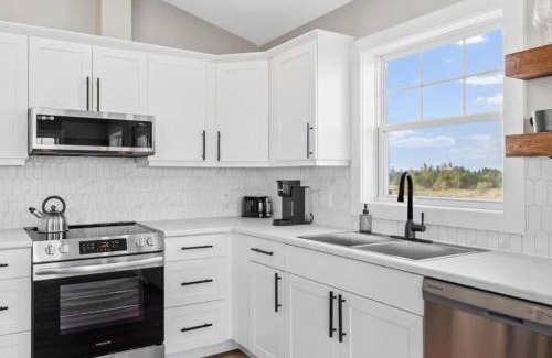 Chelton Casa | Escape From Life