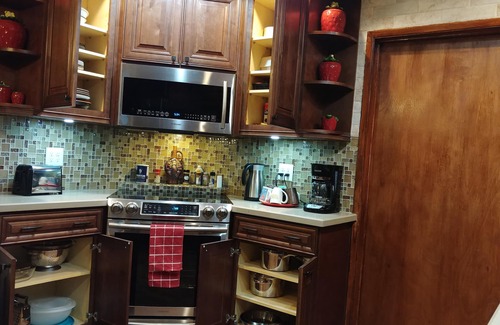 Las Vegas Villa | Villa 4br, gran piscina, jacuzzi, barbacoa, privacidad total cerca del centro de Las Vegas