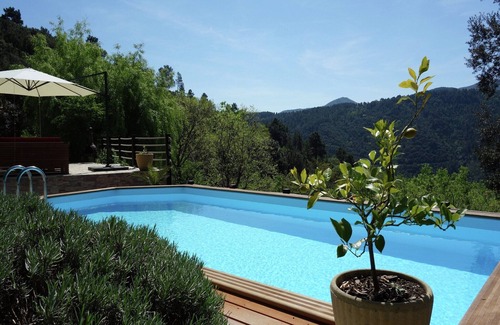 Duniere-sur-Eyrieux Casa | Moderna casa de vacaciones con piscina