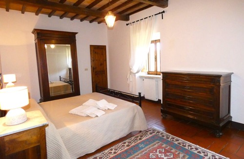 Amelia Casa | ESCAPE TO UMBRIA, Sangiovanni Convent