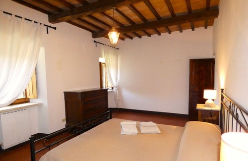 Amelia Casa | ESCAPE TO UMBRIA, Sangiovanni Convent