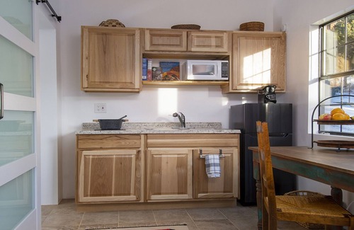 Northeast Santa Fe Cabaña | Your own cabin, nestled in trees, walk to the plaza, safe, quiet and beautiful