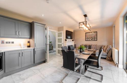 Enniskillen Casa | Escape Ordinary at Lough Erne Golf Village