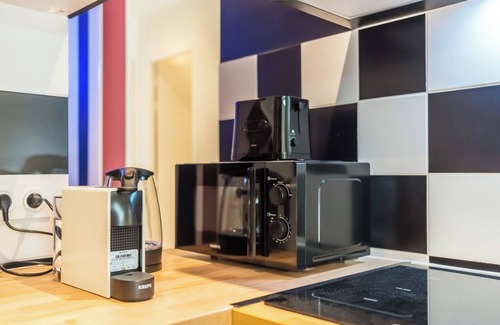 Saint-Genis-Laval Apartamento | Escape & Play - 8 People - Oullins near Lyon!