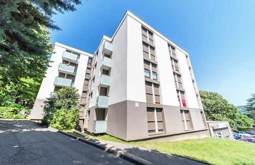 Saint-Genis-Laval Apartamento | Escape & Play - 8 People - Oullins near Lyon!