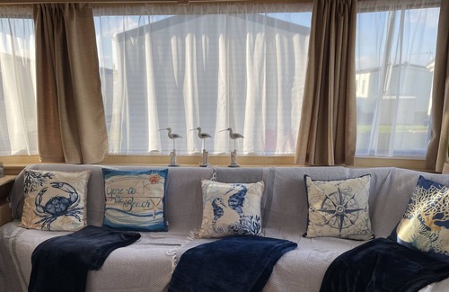 Whitstable Chalet De Esquí | Escape rio1 Caravan Seasalter Beach Outdoor Pool