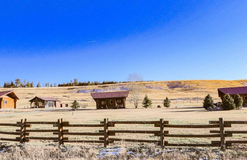 Pagosa Springs Cabina | Escapa de las multitudes y disfruta de tu propia vista privada, den den
