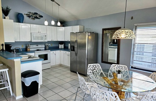 Doctor's Arm Casa | Escape the Ordinary and Experience Island Paradise