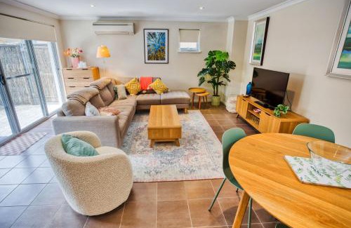 Broadwater Casa | Escape to 57 at Cape View Resort