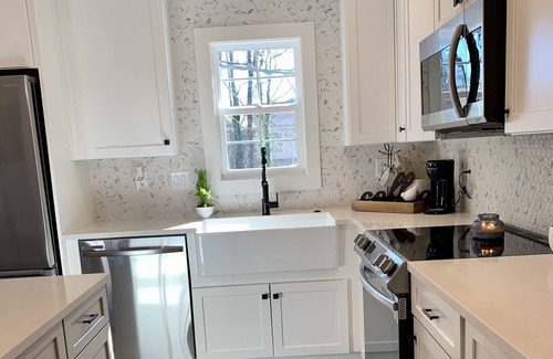 Seneca Casa | Escape to a Designer-French Cottage in Seneca, SC!
