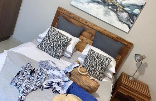 Umdloti Apartamento | Escape to a Seaside Sanctuary - vayKZN Umdloti
