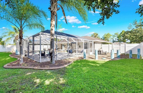 Indian Trails Casa | Escape to amazing pool home in Palm Coast FL, heated pool and spa