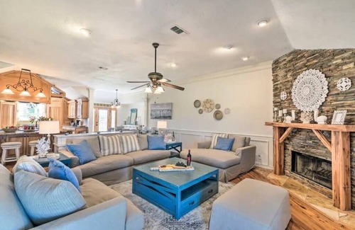 Spanish Grant Casa | Escape to Family Adventure at Paradise Cove!