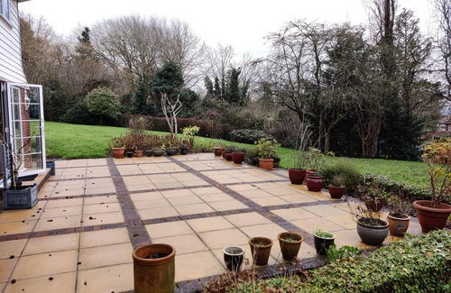 Pinner Casa | Escape to Hidden London Paradise