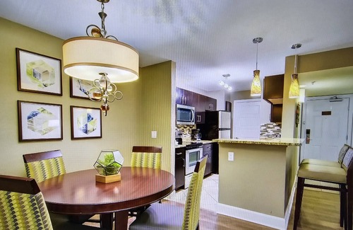 Las Vegas Complejo | Hermoso condominio de 2 bdm en las vegas en resort increíble