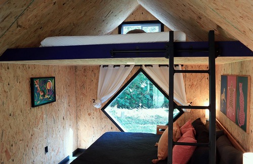 Barnardsville Cabina | Escape to Nature: Family-Friendly Blue Ridge Mountains Creekside Cabin