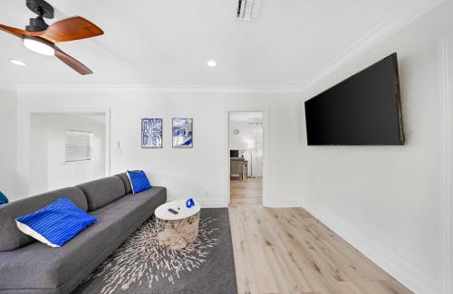 Poinsettia Heights Casa | Escape to Newly Remodeled Home in the Heart Fort Lauderdale with Private Pool