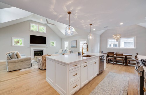 New Seabury Casa | Escape to our beautiful vacation rental in New Seabury, where luxury and comfort