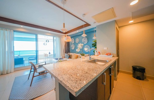 Juan Dolio - El Pueblo Apartamento | Escape To Paradise Beachfront 2br playa