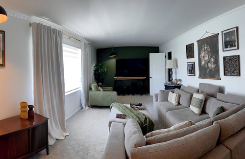 Jones County Casa | Escape to Retro Luxe, where vintage charm meets modern luxury.