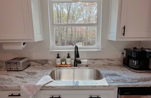 Karnack Casa | Escape to Serenity on Big Cypress River