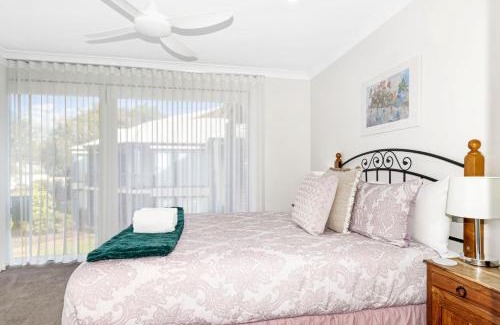 Broadwater Villa | Escape to the Cape Villa 15
