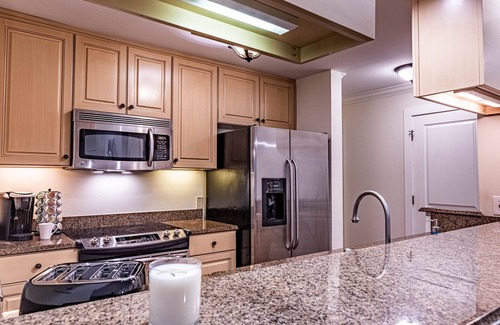 Lake Oconee Condominio | Escape to this Reynolds Lake Oconee two bedroom condo nestled in nature.