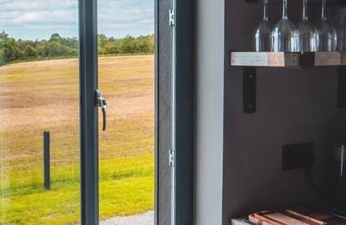 Omagh Casa | Escape your city to our country hideaway where you can feel rested, relaxed and invigorated.