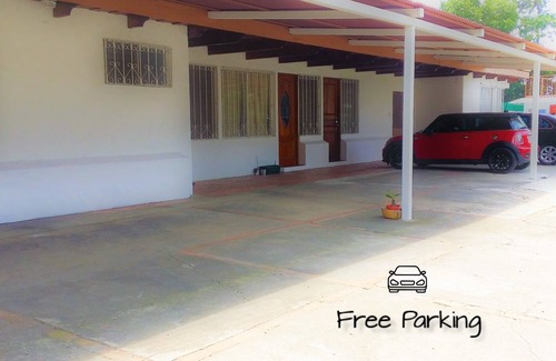 Guachipelín Apartamento | Escazu Vintage Apt 1 BR / 1 BA w/Great Location #3