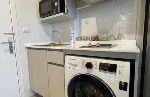 Nai Mueang Condominio | Escent Condo, Central Korat, 1-bed, Pool, Fitness! A Few Steps to Shopping Plaza
