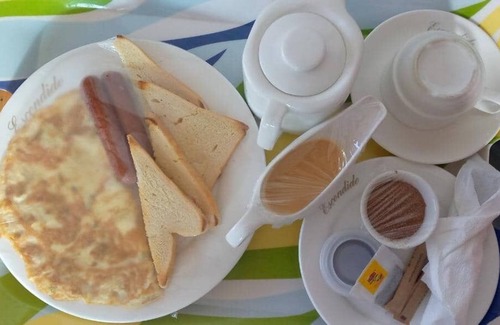 Nungua Hotel | Escondido Hotel