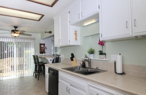 North Broadway Casa | Escondido's Gem! Sleeps 11! POOL INCLUDED