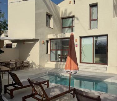 Nueva Milla de Oro Villa | Esencia Marbella Villas Private Pool & Sea View