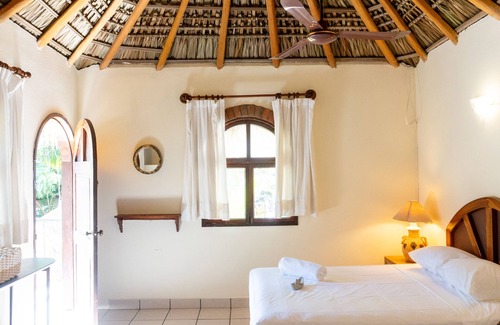 Hidalgo Hotel | Esencia Puerto Escondido