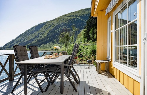 Balestrand Casa | Eseviki by Interhome