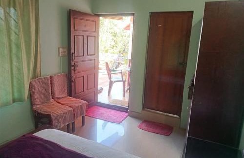 Stuart Hill Casa | Eshwar Krupa stay