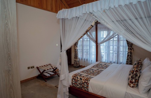Tuala Hotel | Esidai by Camp David
