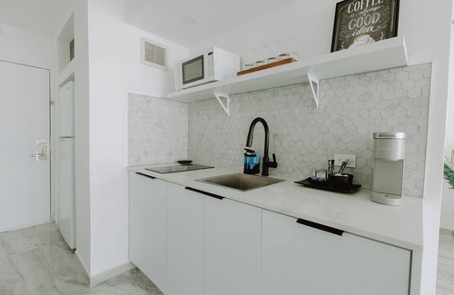 Carolina Apartamento | ESJ Exclusive Beachfront w/1 King Bed, breathtaking ocean view