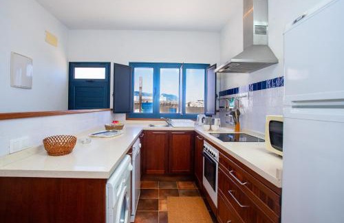 Caleta de Sebo Casa | Eslanzarote El Ancla House, wifi, Sea views