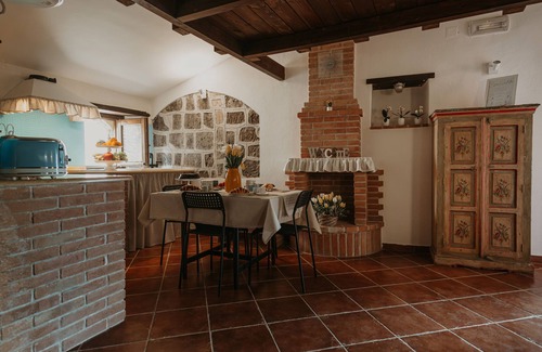 Sant'Agata de'Goti Apartamento | Esmeralda Bed and Breakfast