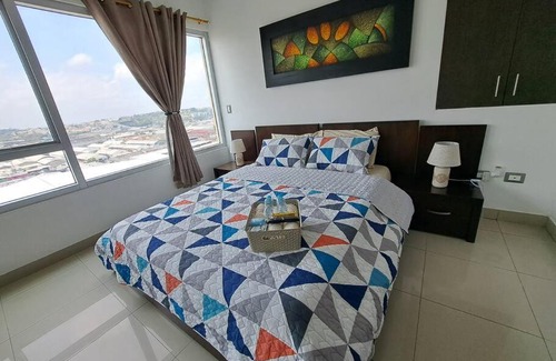 Guayaquil Apartamento | ESMERALDA SUITE CON VISTA CIUDAD/PISCINA/GYM/PARQUEO