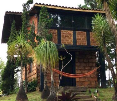 Lavras Novas Cabina | Espaço Serra do Trovão