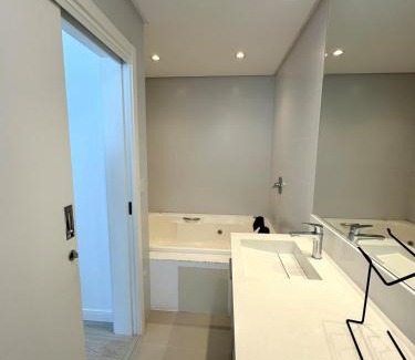Andorinha Apartamento | Espaçoso e a 450m da praia Itapema