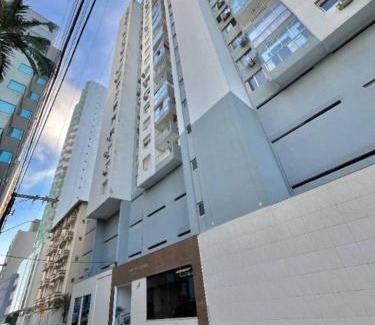 Barra Sul Apartamento | Espaçoso, quadra mar, Oceanic Aquarium, climatizado, Wi-Fi e Garagem