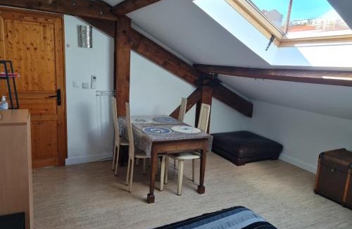Bussiere - Cadiere Cama Y Desayuno | Espace Beléverte Bussière 1 Tamaris appartement meublé de 2 chambres