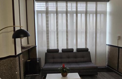 Barrios Unidos Casa | ESPACIOSA y MODERNA SUITE