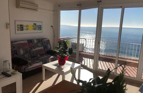Canet de Mar Apartamento | Espectacular apartamento cerca de Barcelona con free wifi