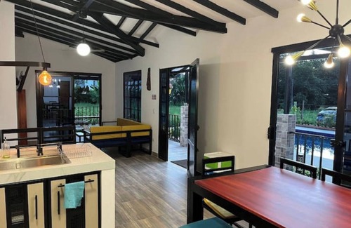 Melgar Cabaña | Espectacular casa campestre hasta para 12+1 huespedes a solo 13 mins de Melgar.