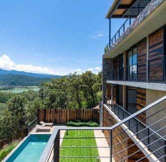El Santuario Casa | Espectacular casa con hermosa vista al lago - El Santuario Resort